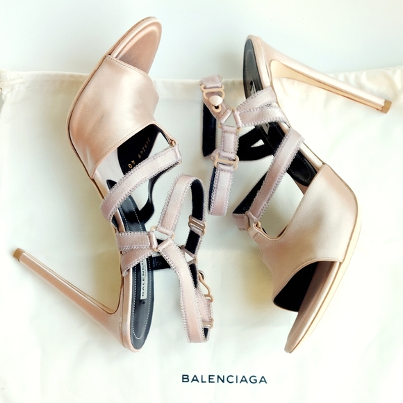 Balenciaga pink satin Boudoir stiletto sandals, EU40, new w/ box, dustbag - Picture 1 of 16